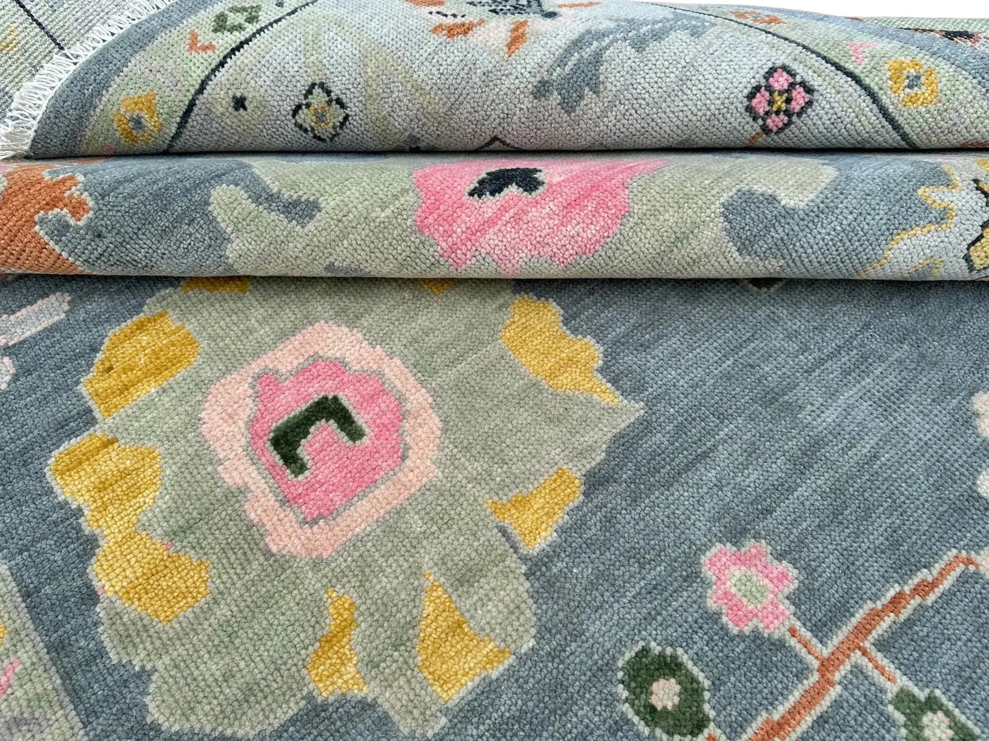 AASHMA (made to order) The Clara Rugs